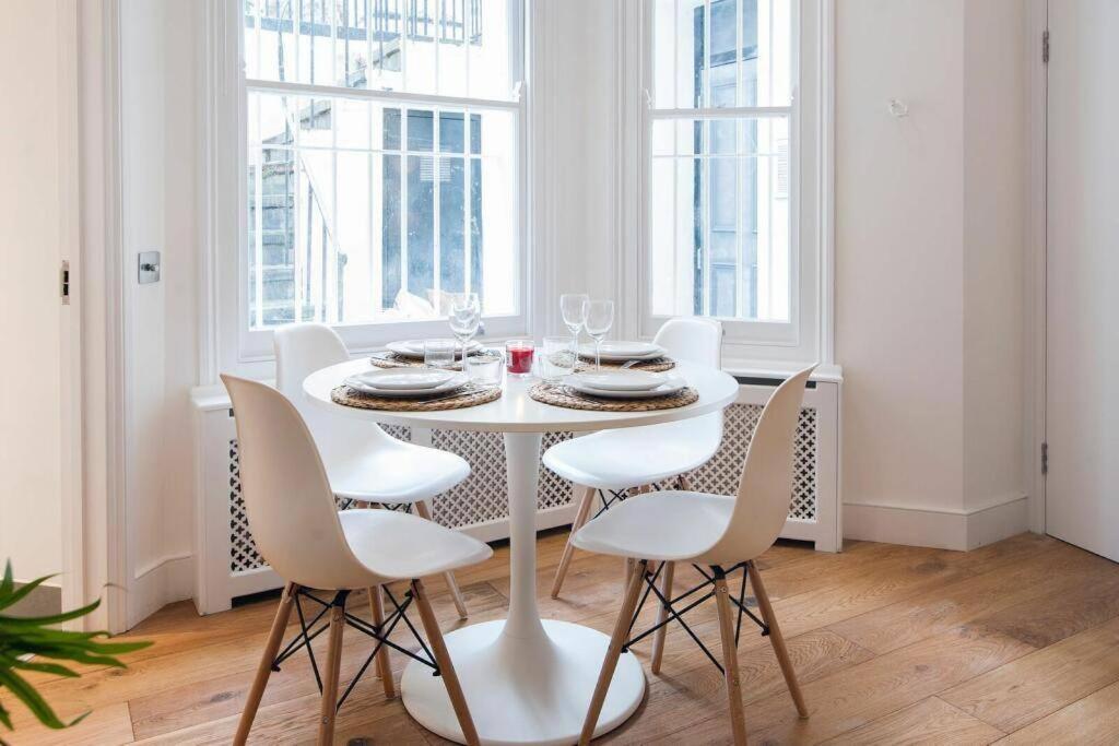 Charming Stylish One-Bedroom Apartment London Exterior photo